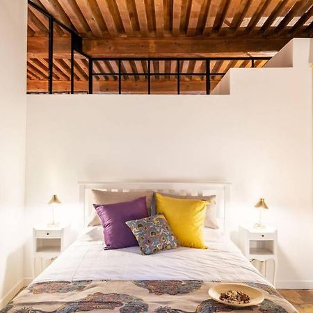 Lugdunum At The Heart Of The Old Lyon Ail Apartment Bagian luar foto