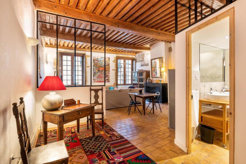 Lugdunum At The Heart Of The Old Lyon Ail Apartment Bagian luar foto